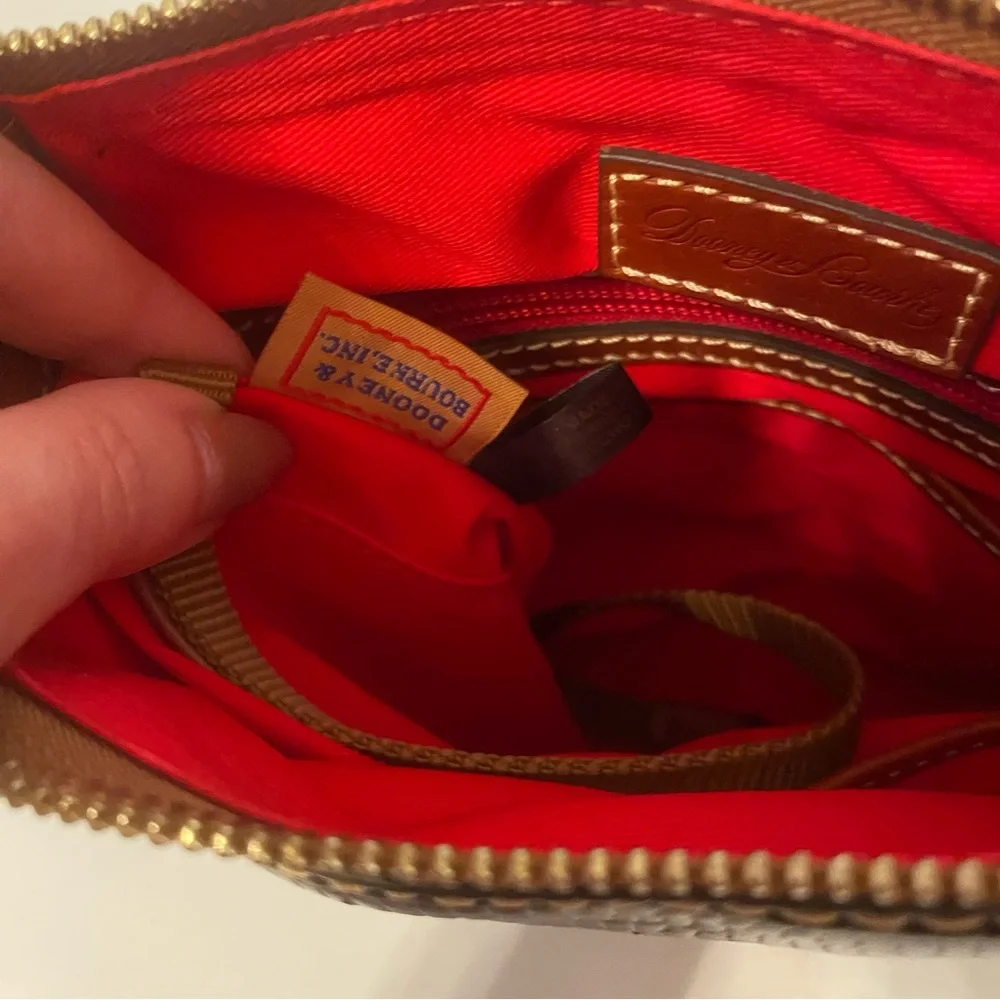 DOONEY & BOURKE BAG SHOULDER DARK RED TEXTURED CROC LOOK & BROWN LEATHER ZIPPER